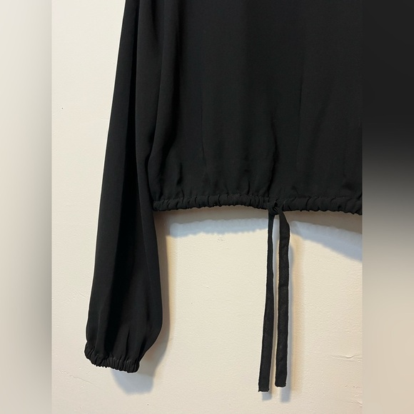 Wilfred Bell Sleeve Crop - Picture 5 of 5